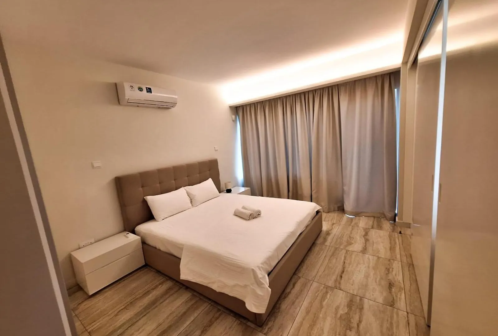 Emerald Suites Protarász Apartman