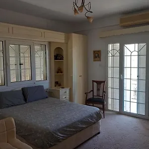  Homestay Vasilis House
